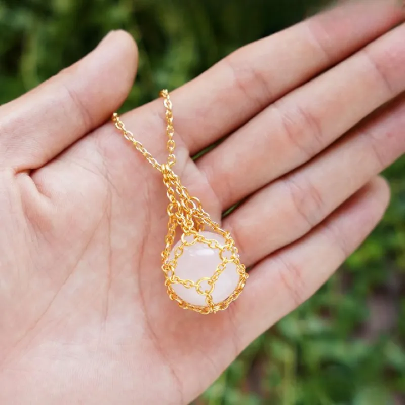 Adjustable Stone Holder Necklace