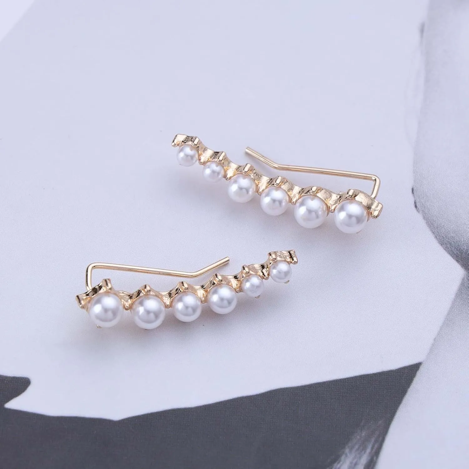Boho Pearl Ear Climber Earrings White Pearl Crawler Earrings Gold Pearl Cuff Climber Earrings Vine Wrap Studs Earrings Cluster Pearl Earrigns Wedding Earrings Jewelry for Women