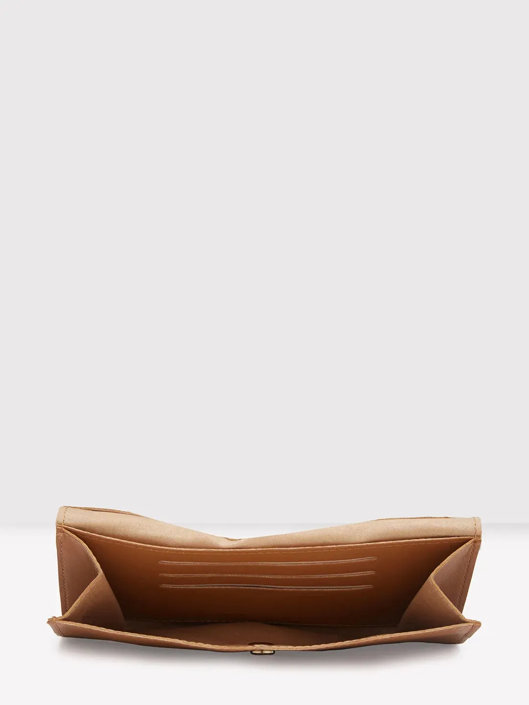 Caprese Helene Wallet Medium Beige