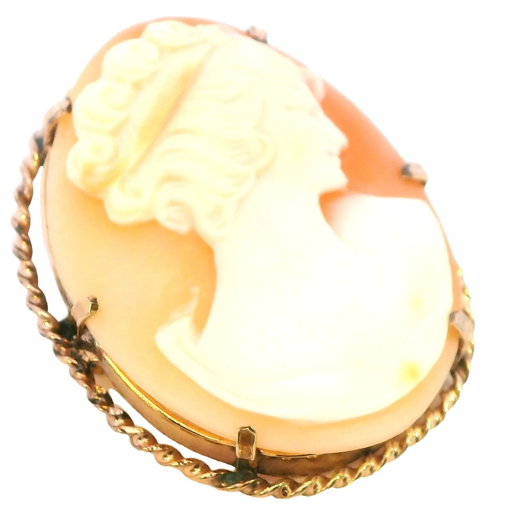 Exquisite Vintage Gold Cameo Brooch - Timeless Elegance