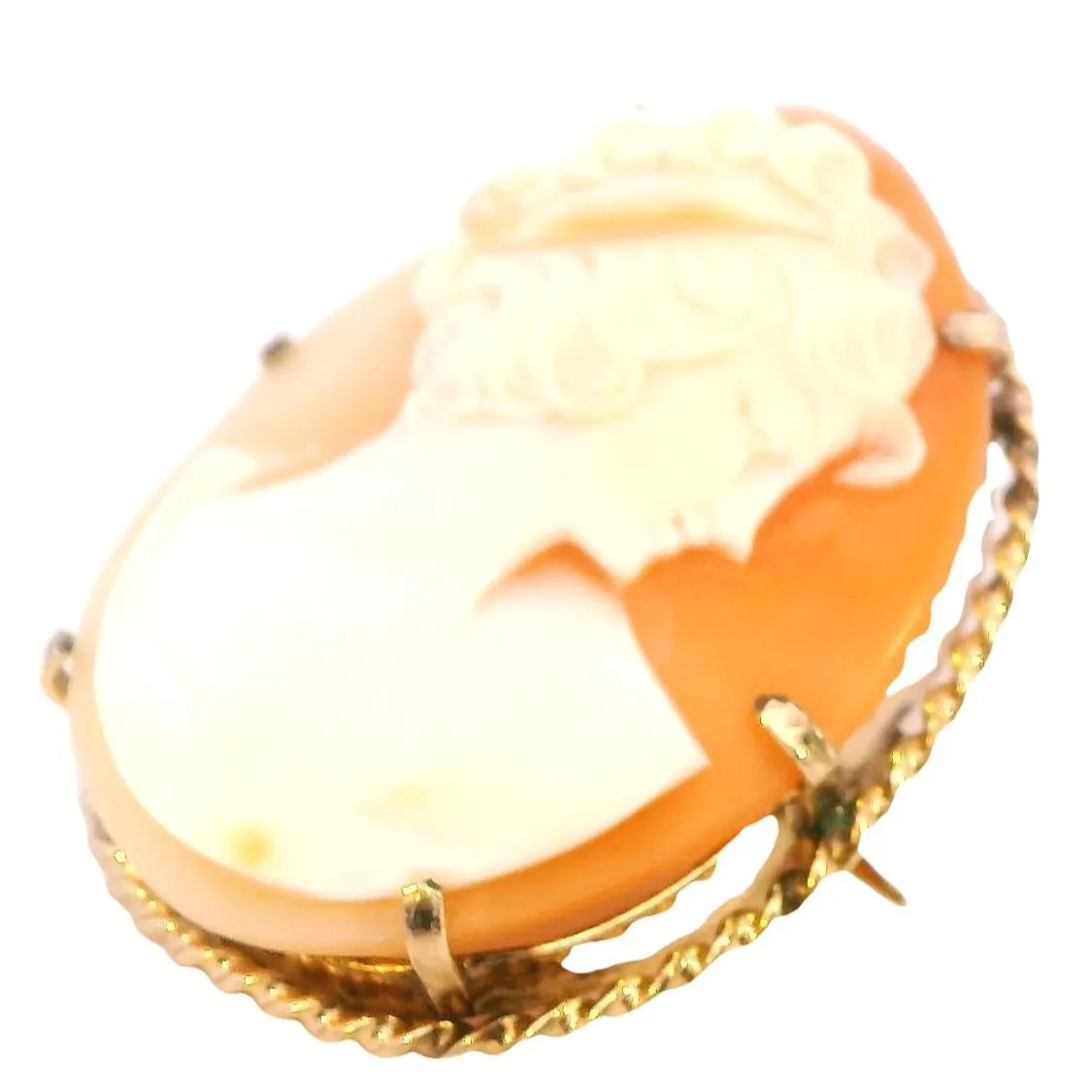 Exquisite Vintage Gold Cameo Brooch - Timeless Elegance