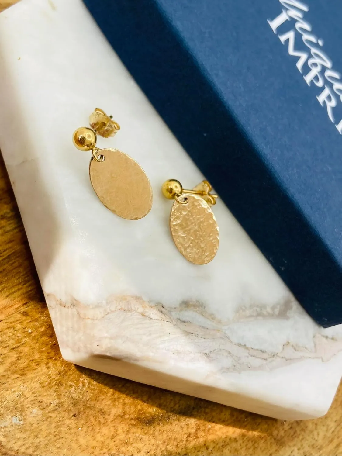 Hammered Gold Disc Earrings, Hammered Oval Studs, 14k Gold Filled, Everyday Jewelry, Textured Gold Earrings, Minimalist