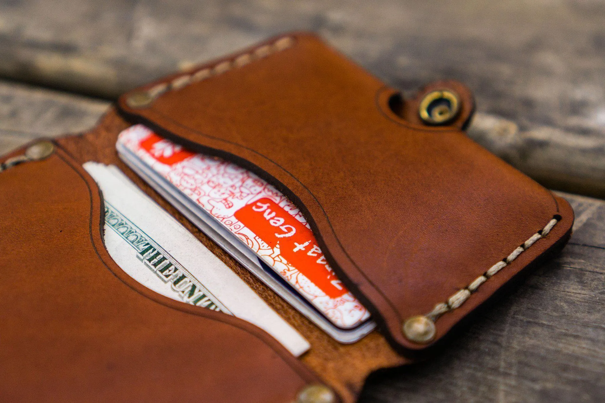 No.38 Personalized Minimalist Hanmade Leather Wallet - Brown