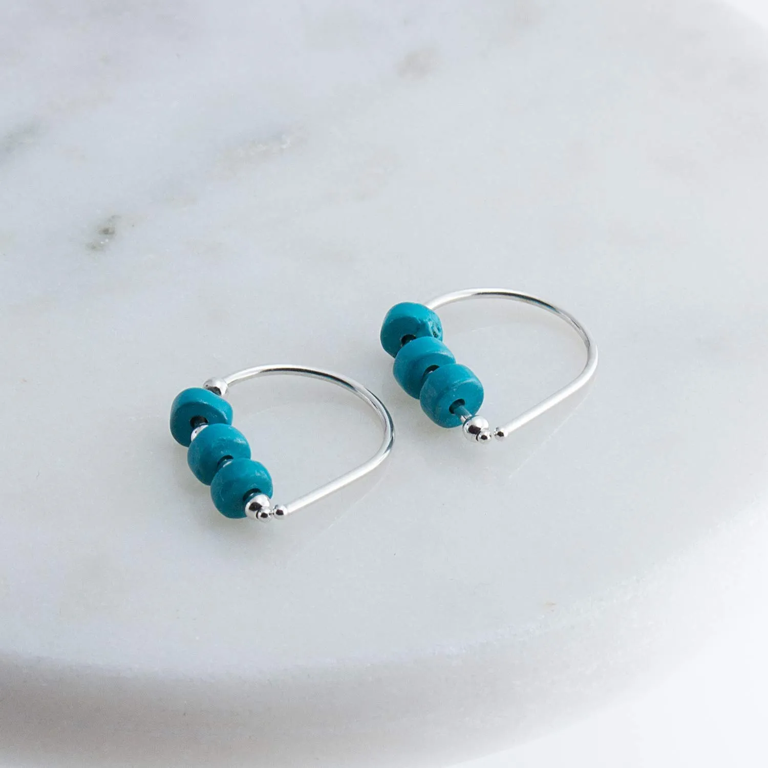 Sterling Silver Wire Huggie Hoop Drops and 4 Small Ball with 3 Turquoise Beads Horseshoe Arc Hook Earrings (Sterling Silver/Turquoise Stone 3 Beads)