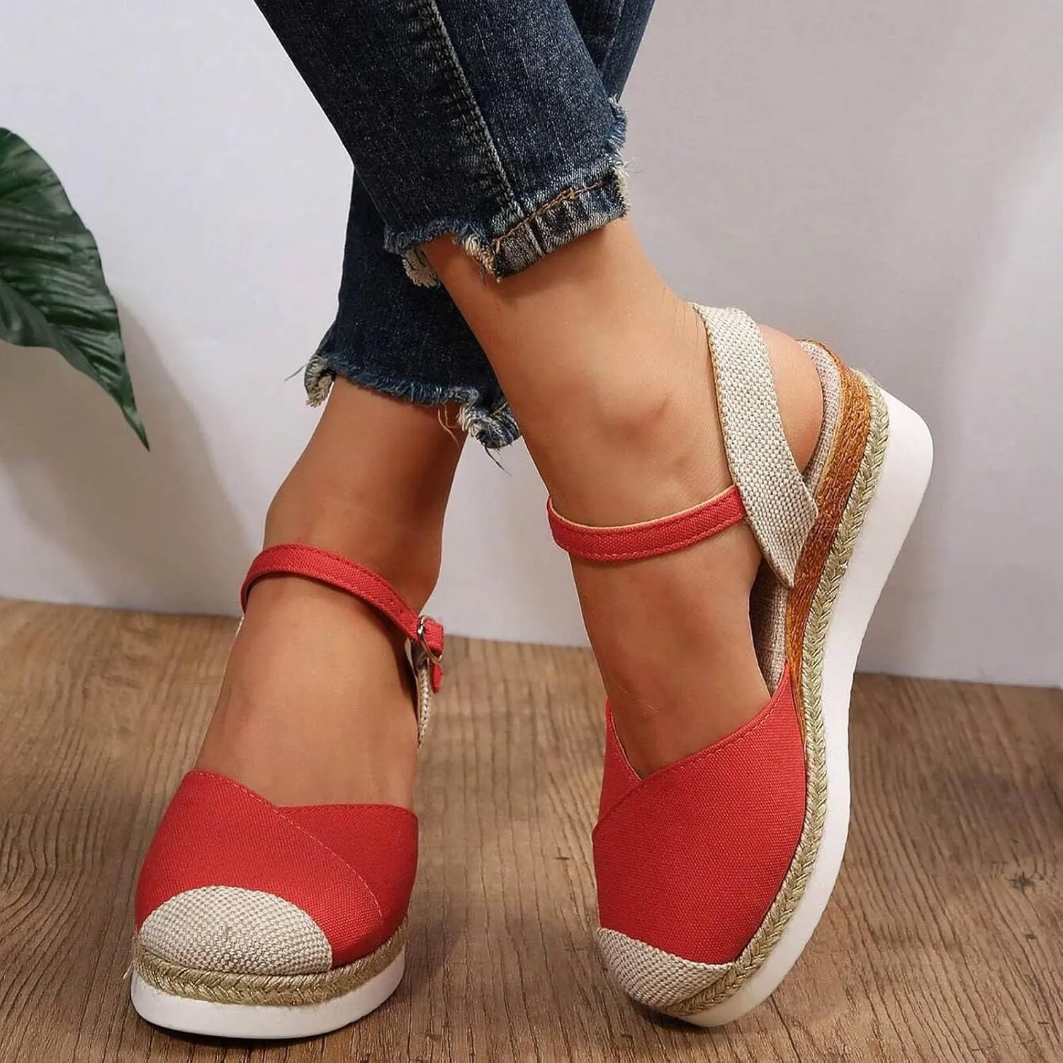 Womens Platform Espadrille Sandals Closed Toe Casual Low Wedge Heel Sandals with Buckle Ankle Strap Stylish Dressy Summer Wedges Comfortable Outdoor Shoes